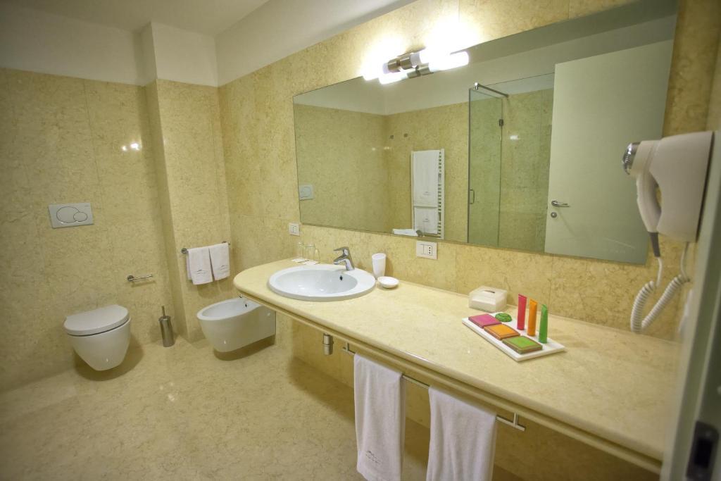 La Dimora Del Baco Hotel LʼAquila Zimmer foto